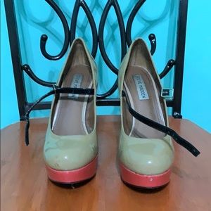 Steve Madden Bellahh Size 7.5 Multi-Color